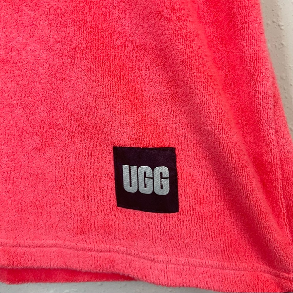 UGG Men’s Mathew Crew Neck Unisex Salmon Short Sleeve Top Size Medium NWT - Picture 6 of 12